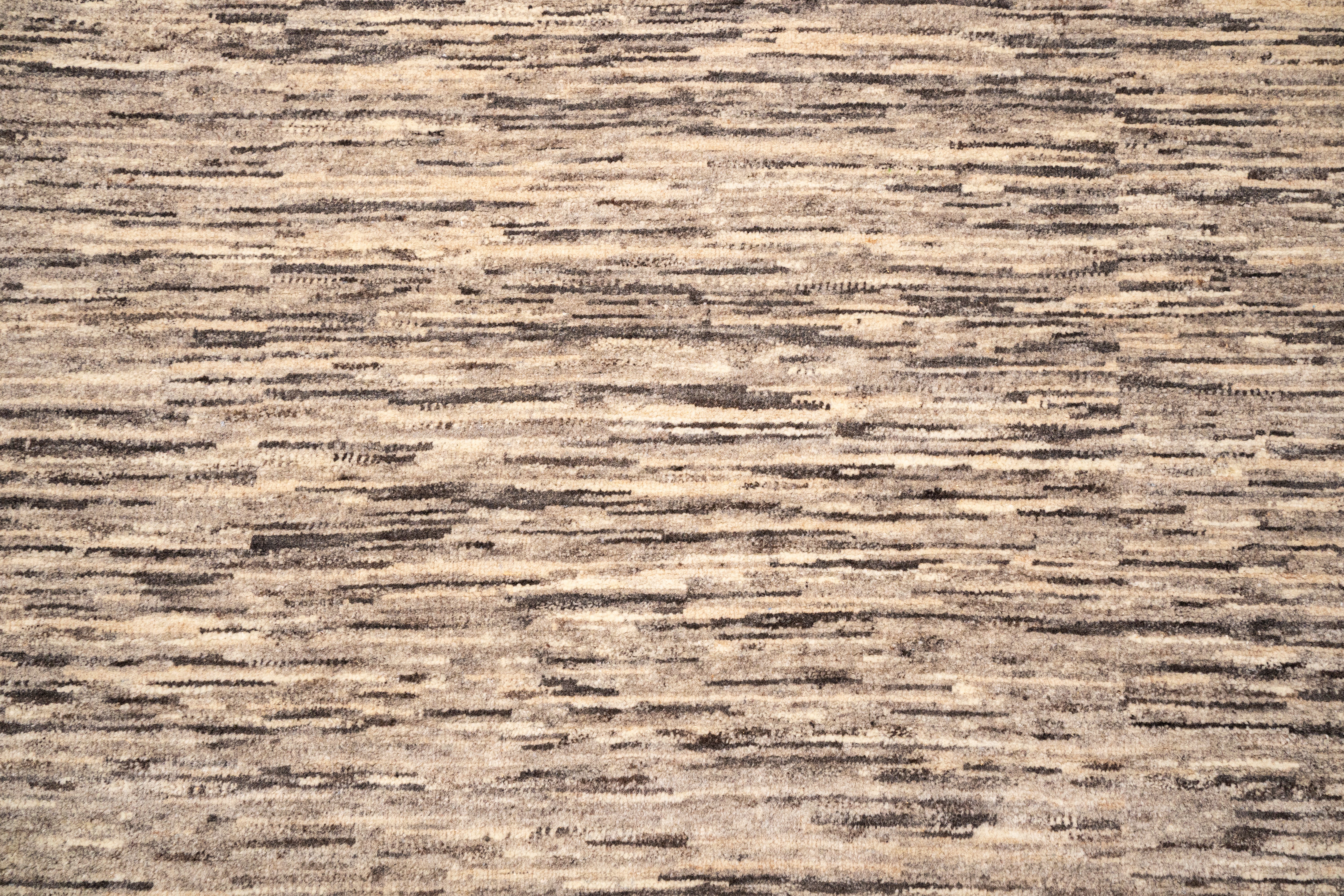 Handknotted Carpet, DIA - 2965